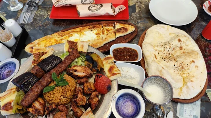 01 Adana Kebap Restaurant (Sultanahmet) — Fotoğraflar (en fazla 6) 3