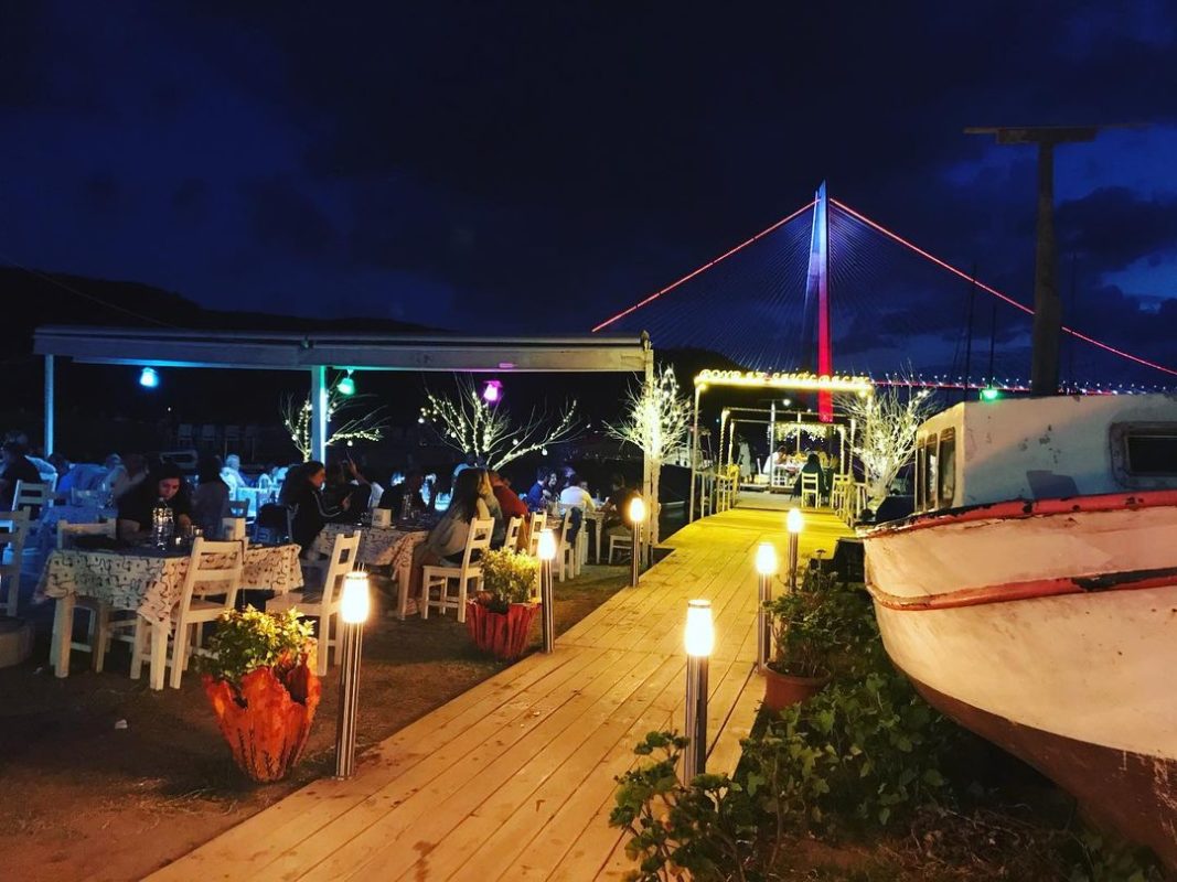 Poyraz Sahil Balık Restaurant — Fotoğraflar (en fazla 6) 1