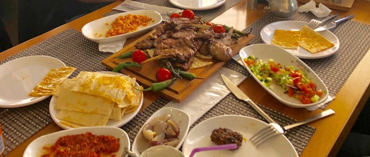 Ömür Restaurant — 사진 (최대 6장) 2