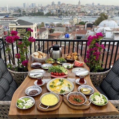 Arada Cafe — Fotoğraflar (en fazla 6) 1