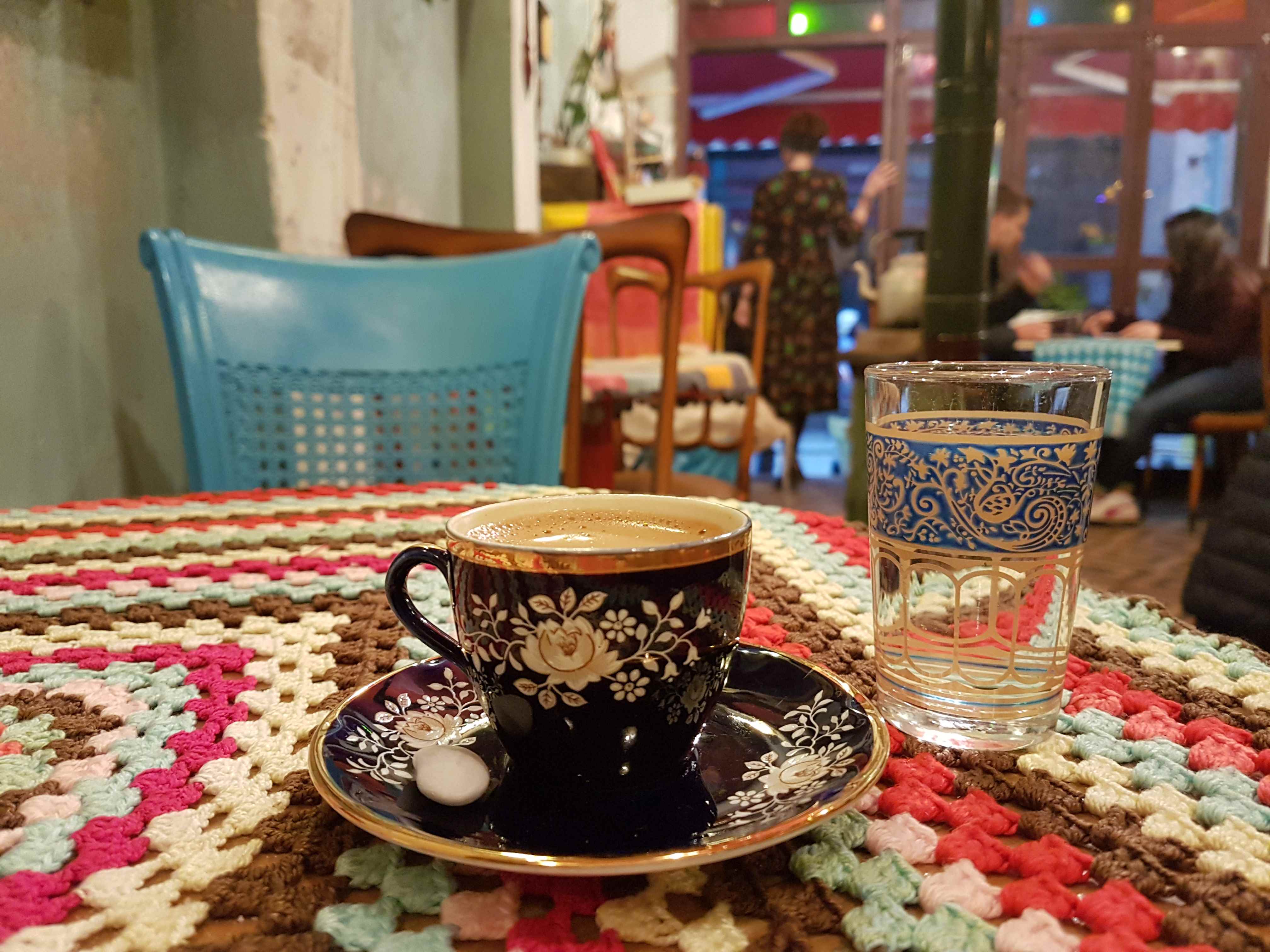 Fener Cafe Restaurant (Cafe Naftalin K) — Fotoğraflar (en fazla 6) 2