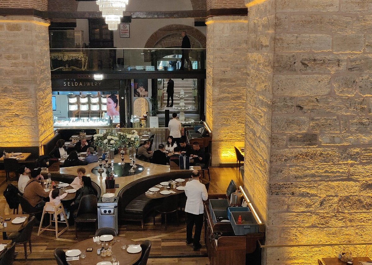 Nusr-Et Steakhouse (Kapalıçarşı) — Fotoğraflar (en fazla 6) 2
