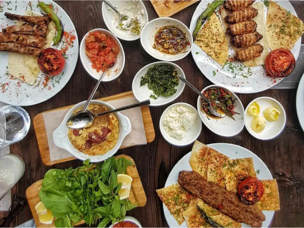 Beylerbeyi Tike Restaurant — Fotoğraflar (en fazla 6) 3