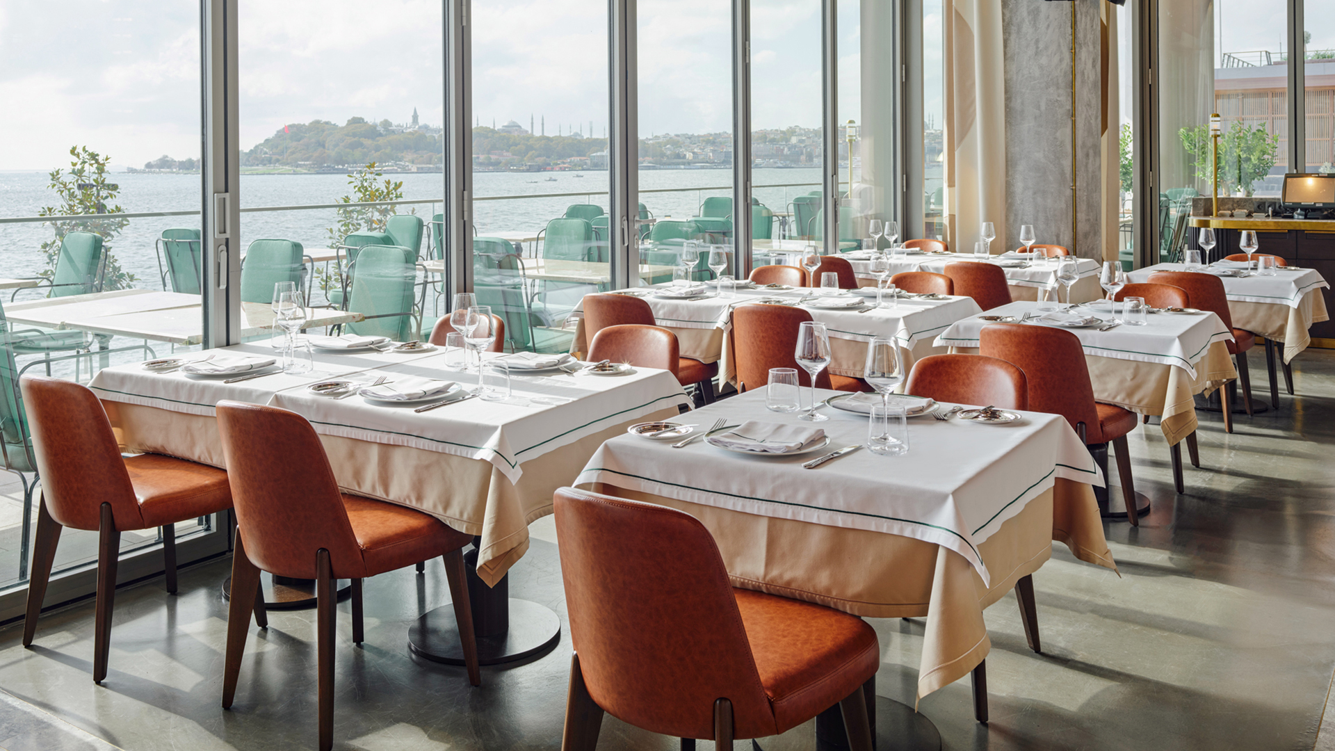 Liman Restaurant (Tarihi Liman Lokantası) — Fotoğraflar (en fazla 6) 2