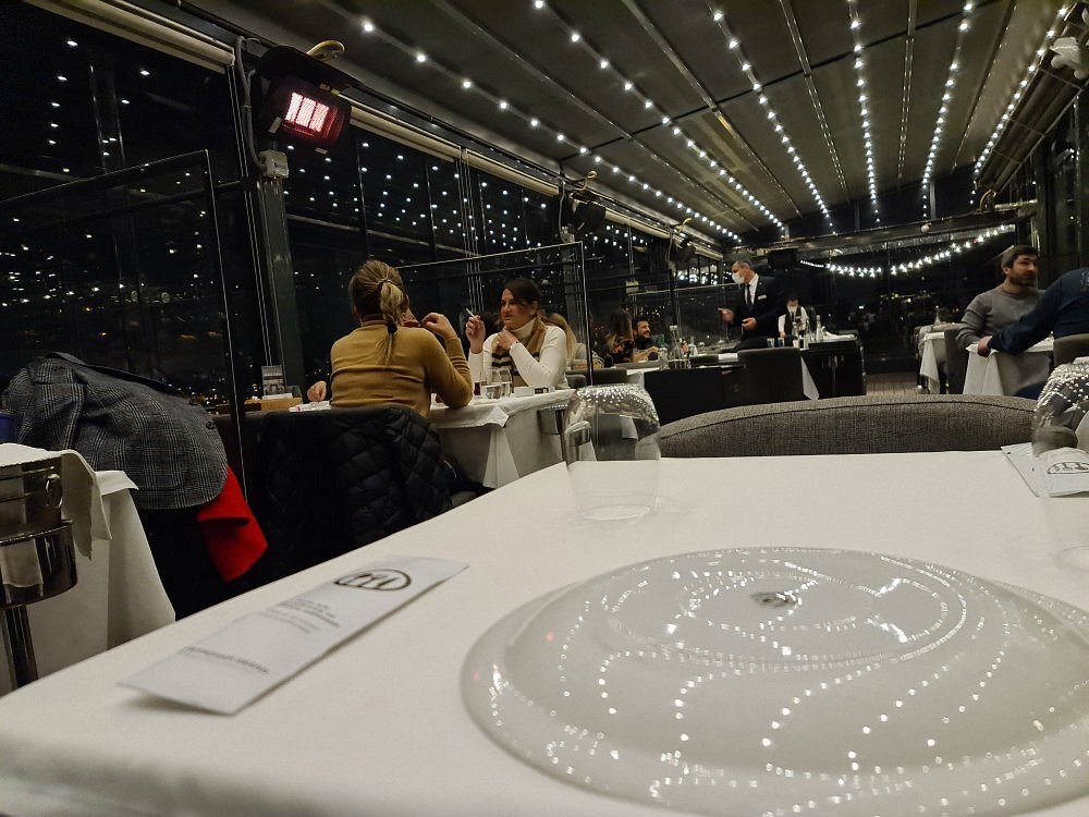 Ouzo Roof Restaurant — Fotoğraflar (en fazla 6) 2