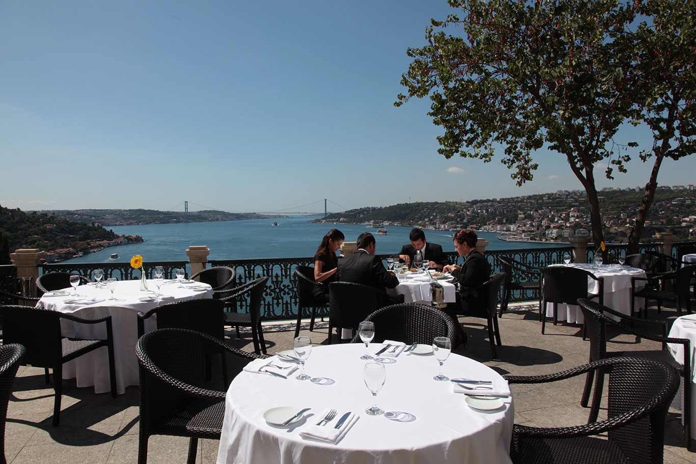 Boğaziçi Borsa Restaurant — Mga larawan (hanggang 6) 1