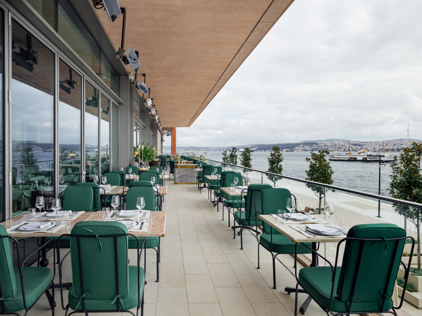 Liman Restaurant (Tarihi Liman Lokantası) — Fotoğraflar (en fazla 6) 4